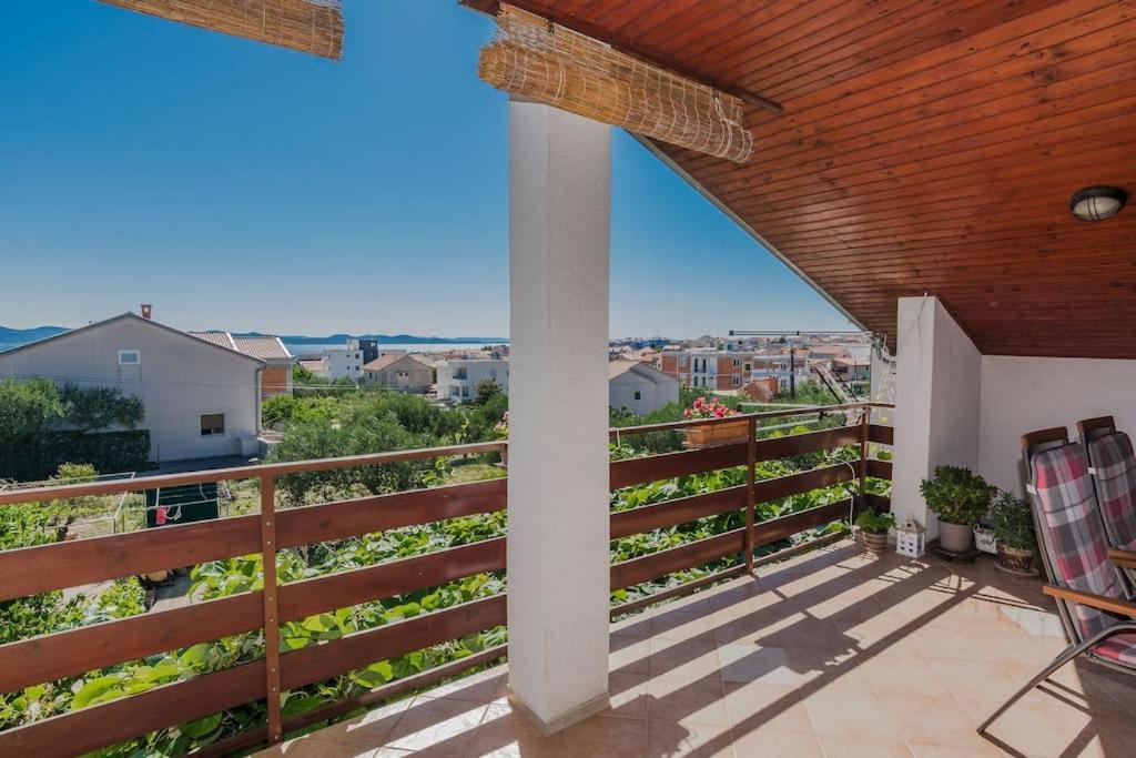 Apartment Roko - Up To 4 People With Free Parking Zadar Eksteriør bilde